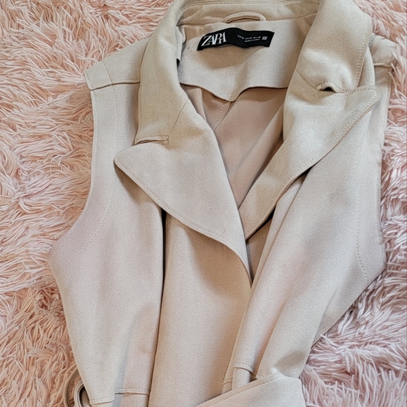 Zara Jackets & Blazers - Zara coat/vest